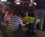 Frente al ITESCO, Pareja en moto se estampa contra taxi*