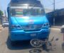 *Autobús urbano se quedó sin frenos y destrozó moto en avenida UV*