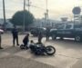 Muere motociclista al enredarse con una cuerda que bloqueaba una calle en Minatitlán